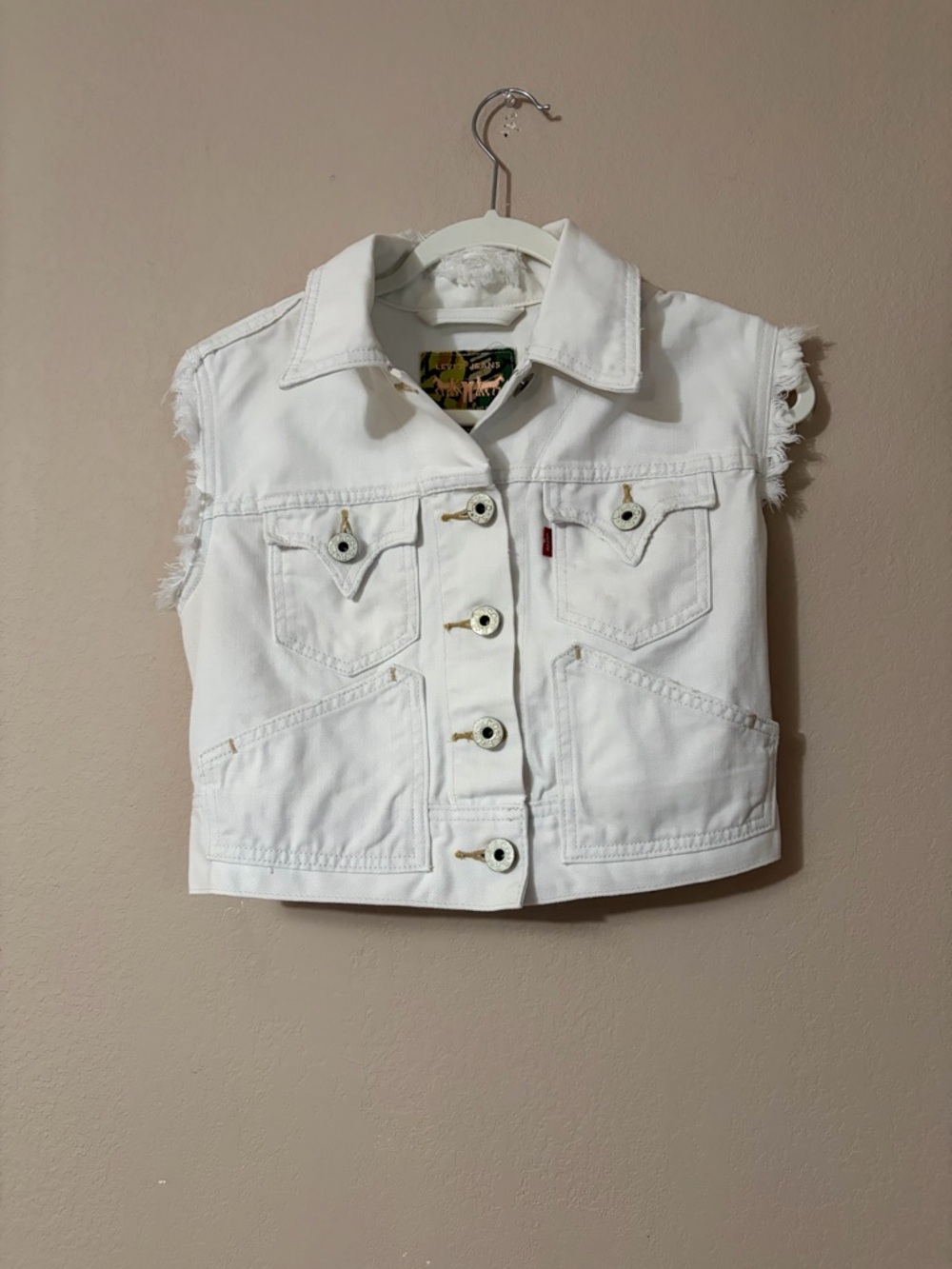 Vintage Y2K Levi’s White Denim Vest Camo Woven Label Trucker Cut-Off